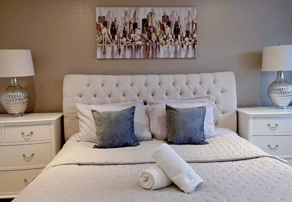 No6, Luxury Townhouse Near Bicester Village Buitenkant foto